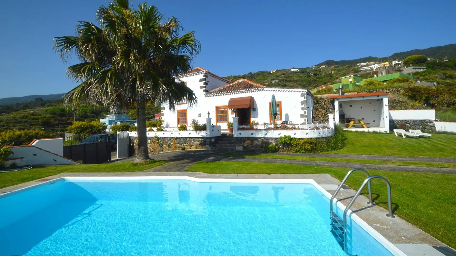 Holiday home Simon Villa Barlovento