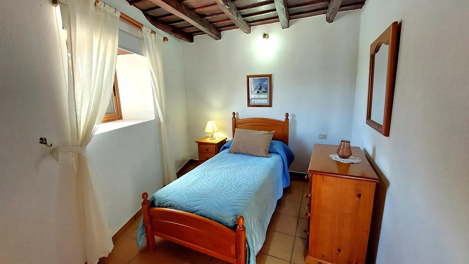 Simon Villa Barlovento Spain