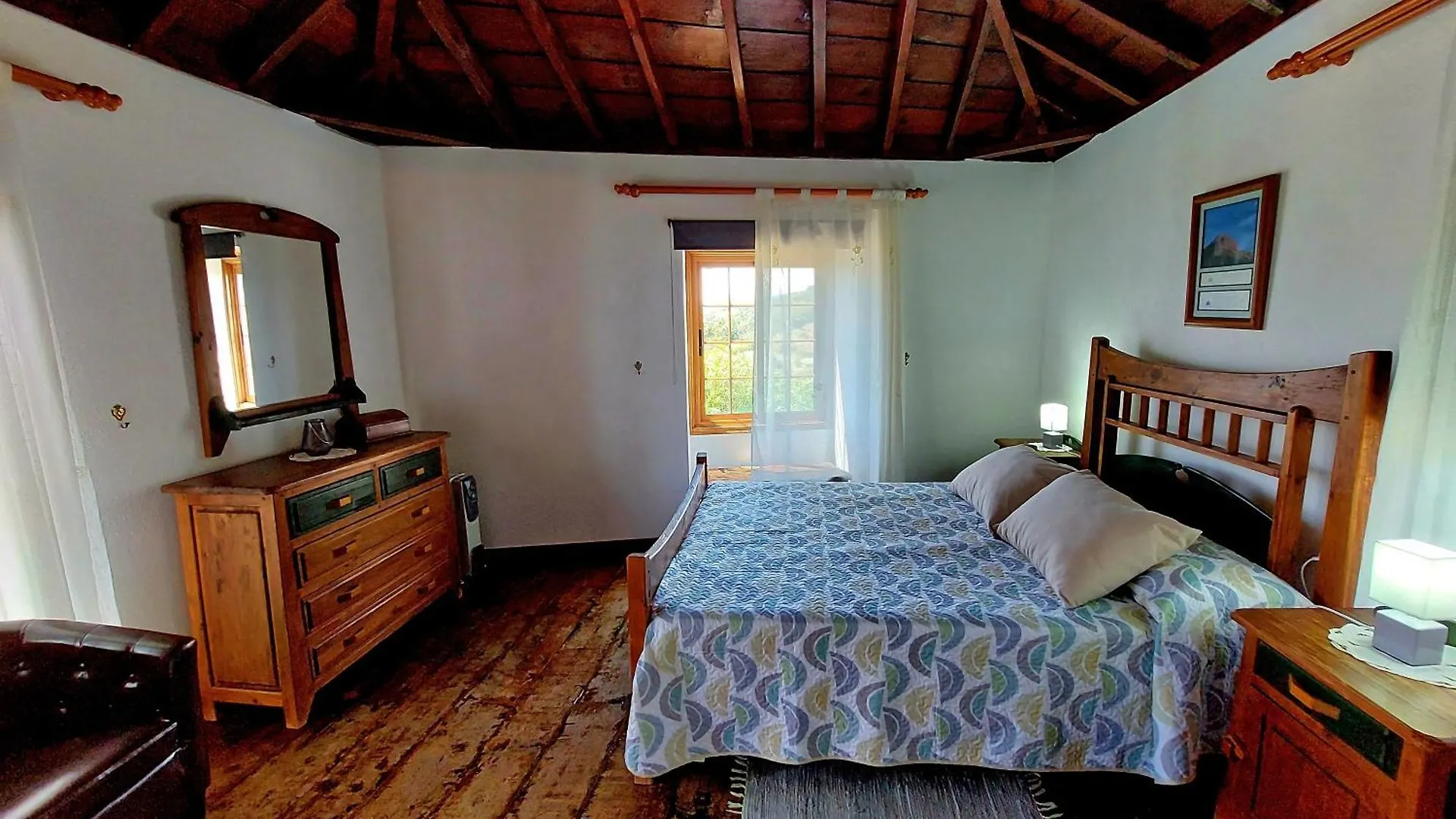 Simon Villa Barlovento